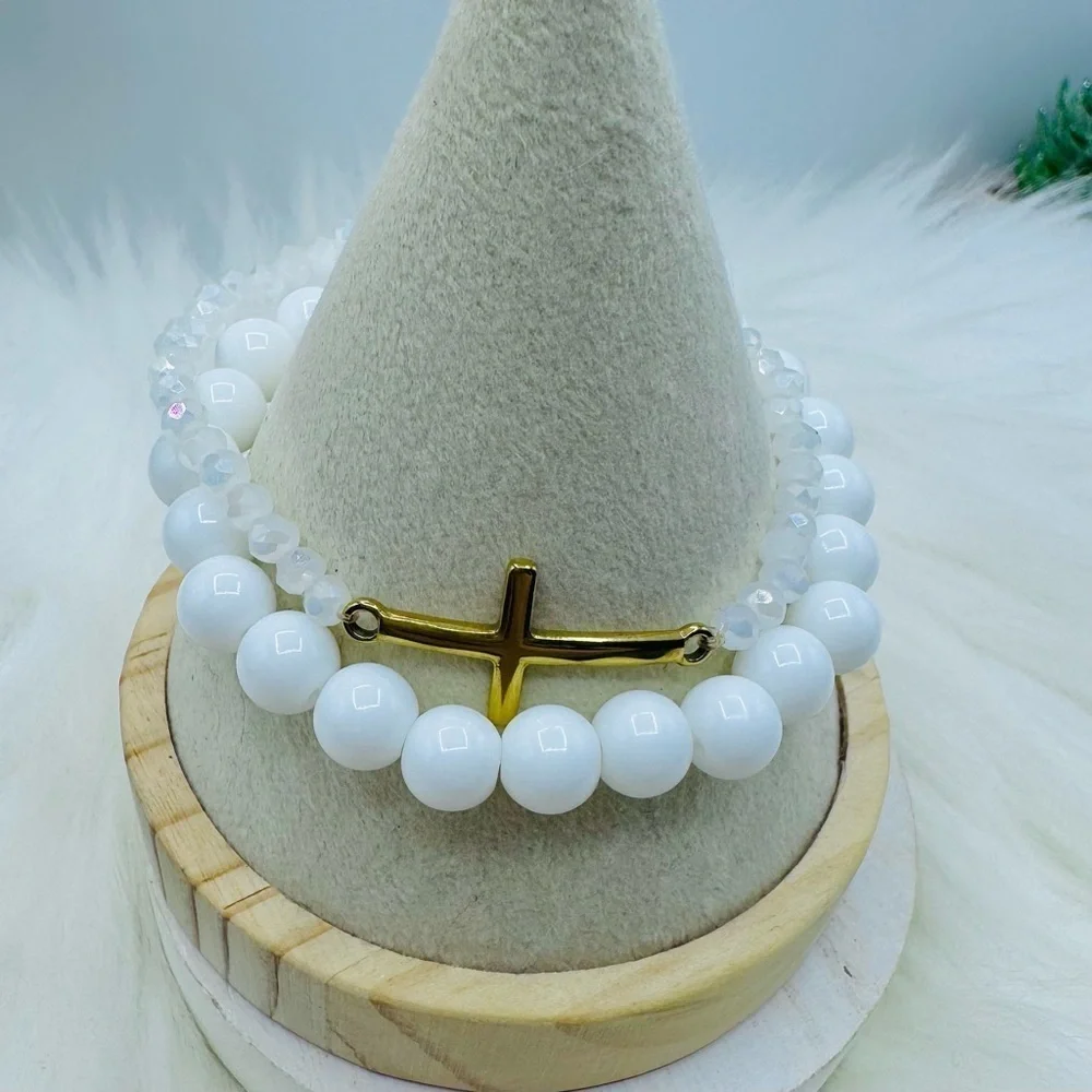 N/A bracelets this